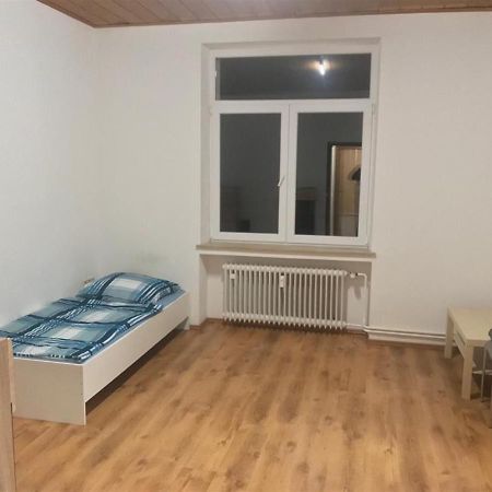 2 Zimmer Wohnungen K&K Unterkunft. Gbr 뒤스부르크 외부 사진